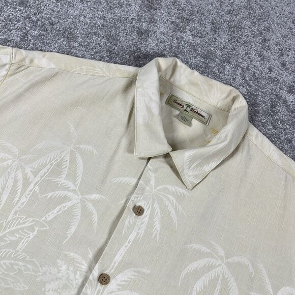 Tommy Bahama Silk Hawaiian Shirt Mens Large Palm Trees Hibiscus Floral Leaves - Picture 1 of 14